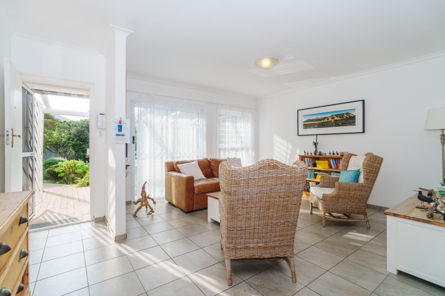 To Let 3 Bedroom Property for Rent in Beach Estate Western Cape